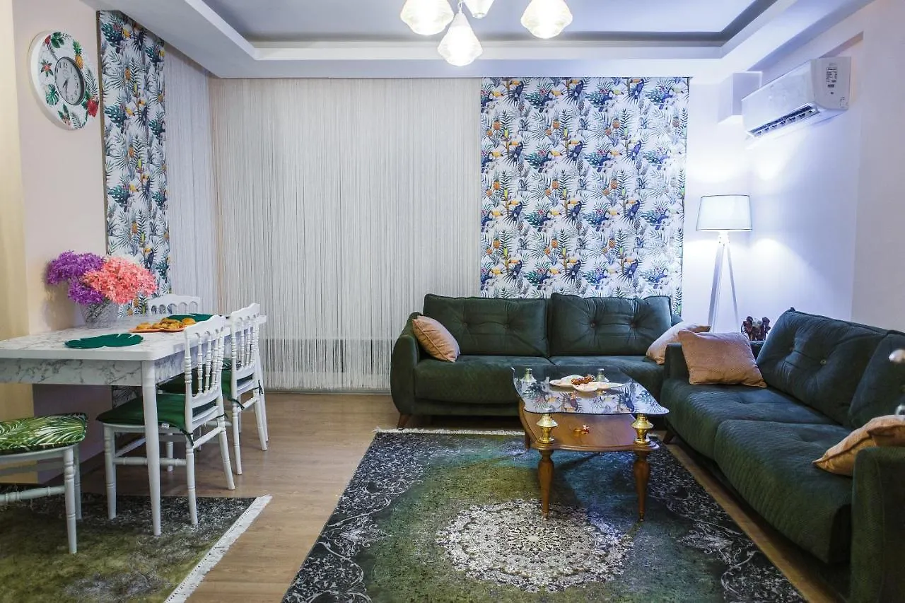 Family Apart-Hotel 